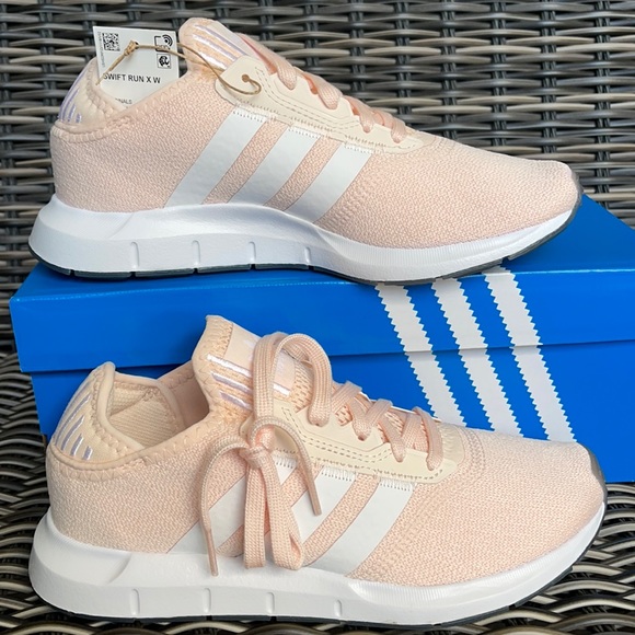 Adidas Swift Run X W women’s - Picture 1 of 16